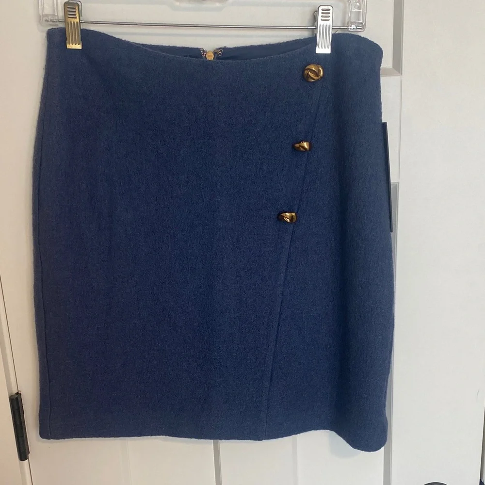 Donna Karan Navy Mini Skirt with Gold Buttons Size 2